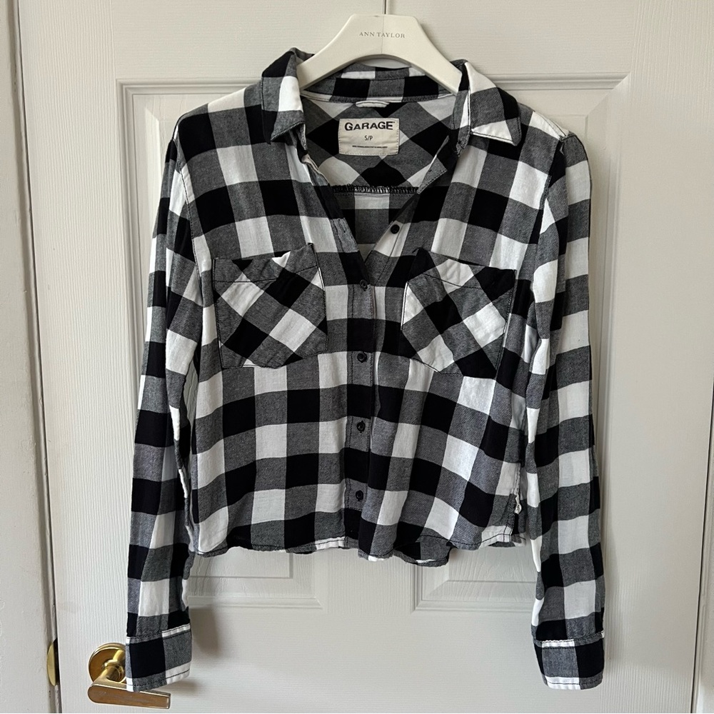 Garage Black & White Plaid Shirt Small
